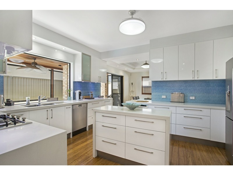 23 Riviera Road, Miami QLD 4220