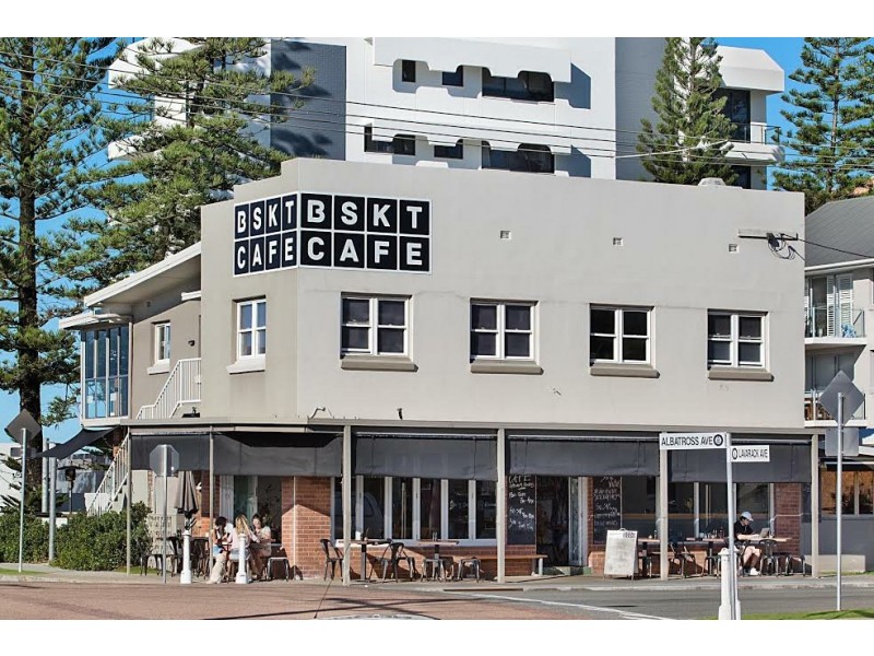 23 Riviera Road, Miami QLD 4220