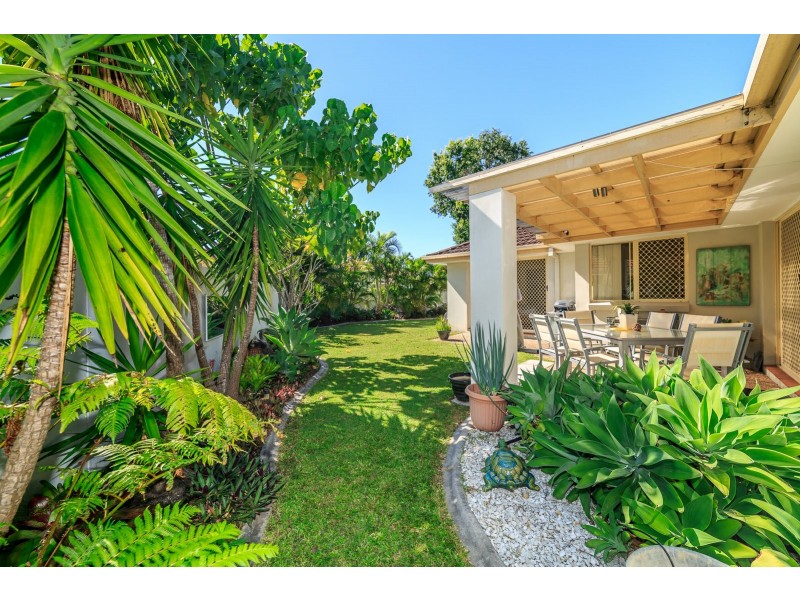 36 Cedarwood Crescent, Robina QLD 4226