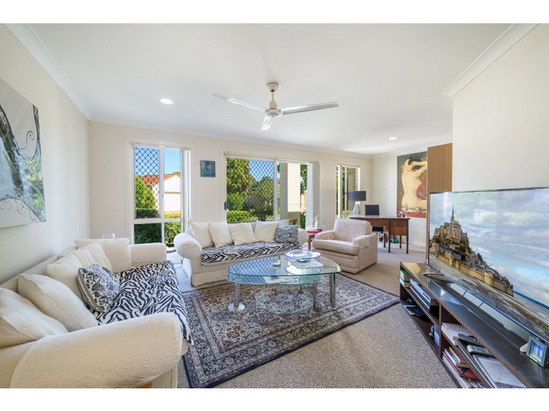 36 Cedarwood Crescent, Robina QLD 4226