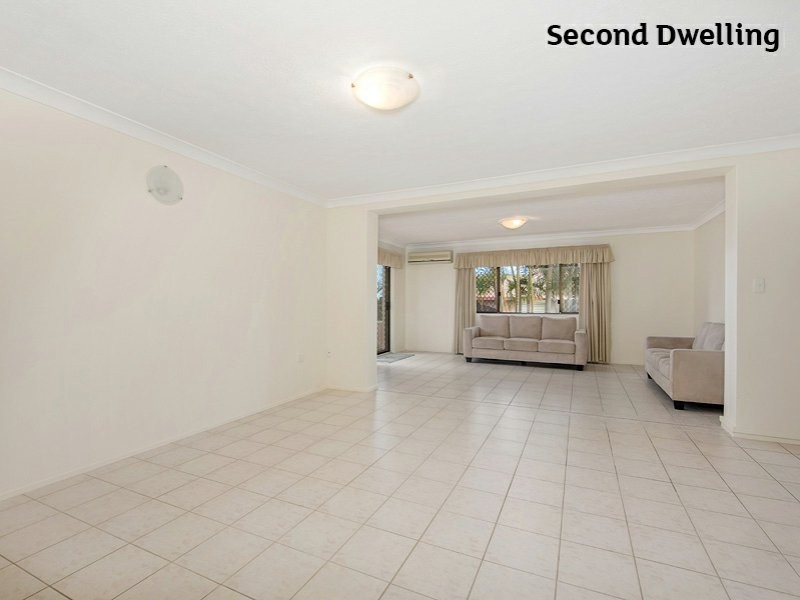 5 Kevin Court, Miami QLD 4220