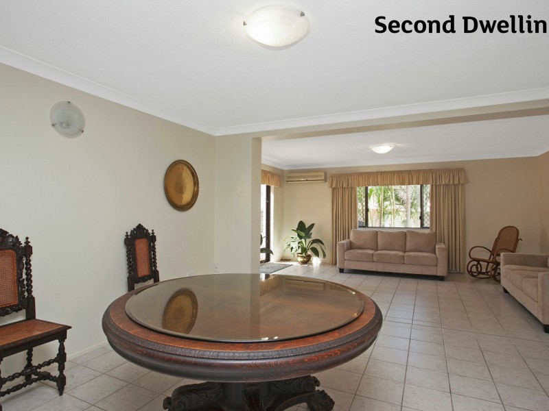 5 Kevin Court, Miami QLD 4220