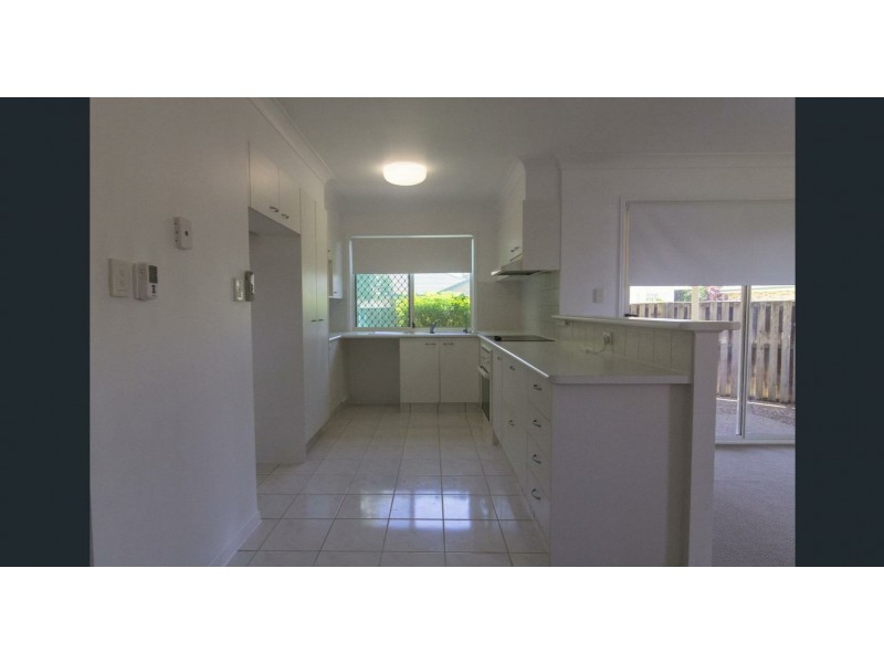 37 Thornleigh Crescent, Varsity Lakes QLD 4227
