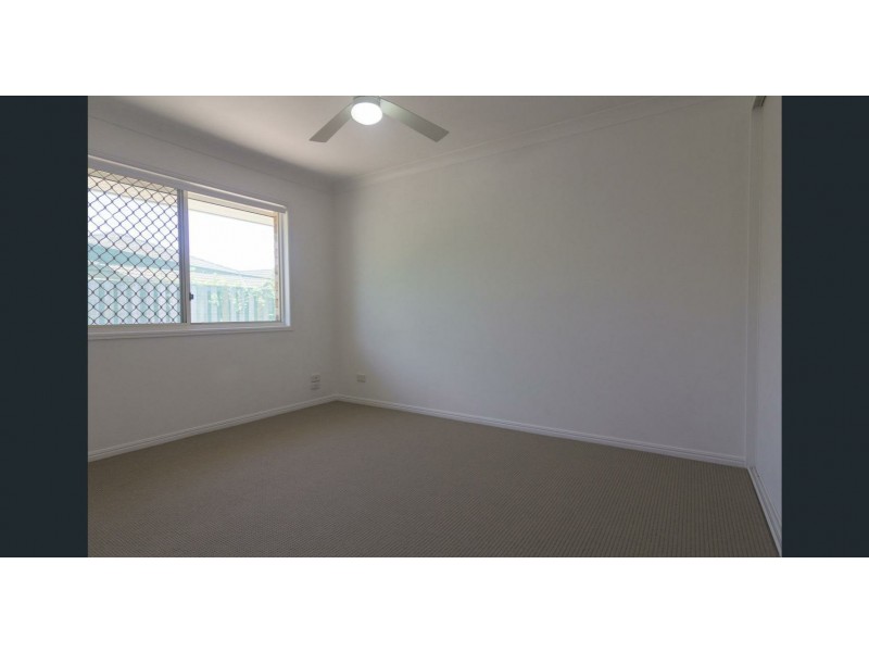 37 Thornleigh Crescent, Varsity Lakes QLD 4227