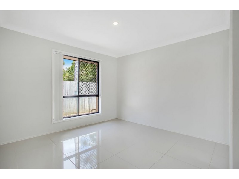 30 Shoalwater Court, Burleigh Waters QLD 4220