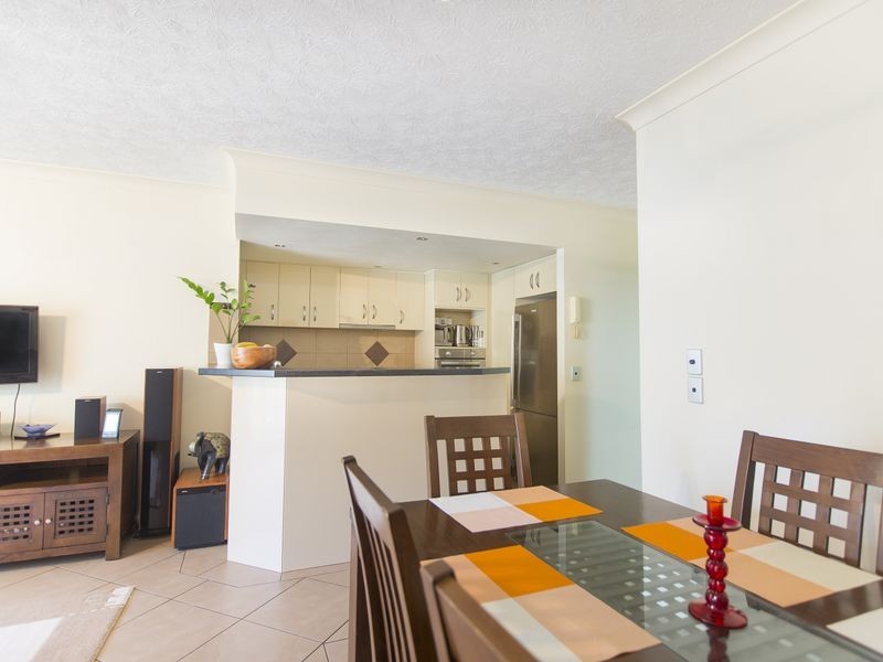 6/51 Pohlman Street, Southport QLD 4215