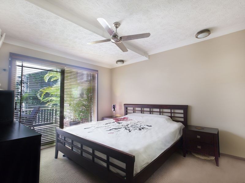 6/51 Pohlman Street, Southport QLD 4215