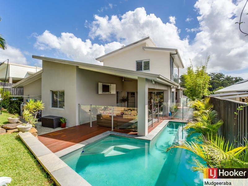 19 Worchester Terrace, Reedy Creek QLD 4227