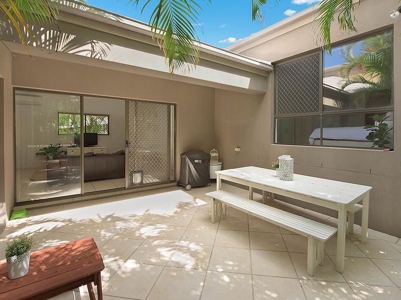 12 Mapleton Circuit, Varsity Lakes QLD 4227