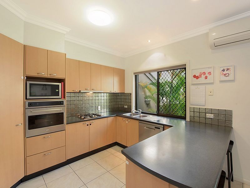 12 Mapleton Circuit, Varsity Lakes QLD 4227