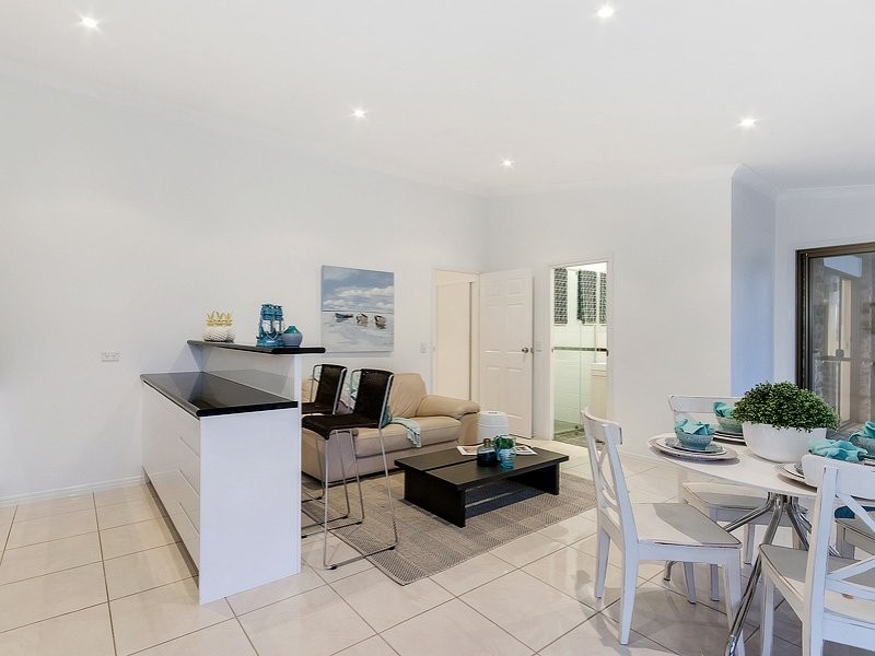 6 Akama Court, Mudgeeraba QLD 4213