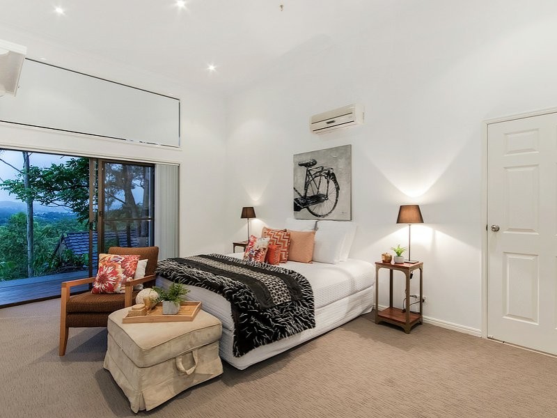 6 Akama Court, Mudgeeraba QLD 4213