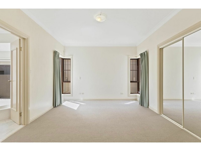 74 Concord Circuit, Robina QLD 4226