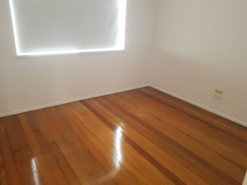 5 Ensenada Court, Broadbeach Waters QLD 4218