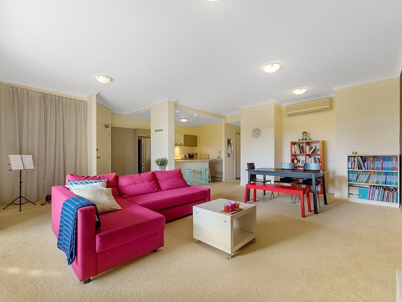 31/19 Carina Peak Drive, Varsity Lakes QLD 4227