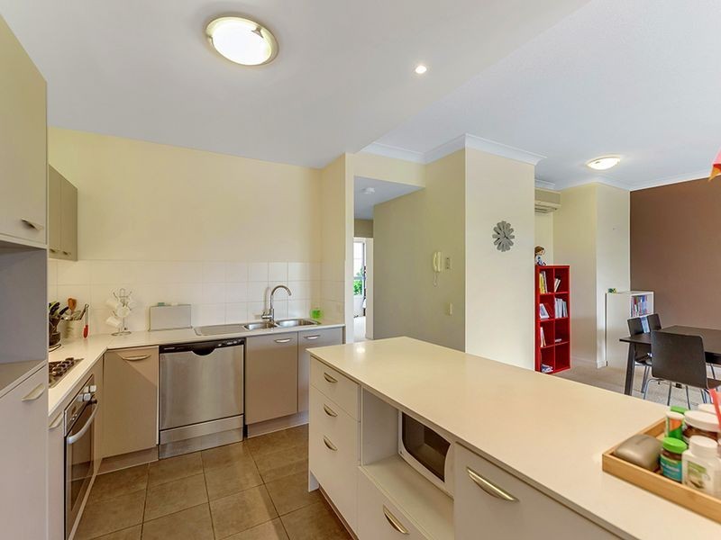 31/19 Carina Peak Drive, Varsity Lakes QLD 4227