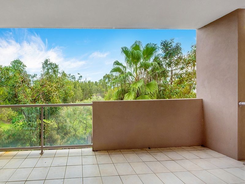 31/19 Carina Peak Drive, Varsity Lakes QLD 4227