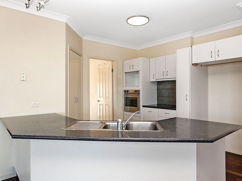 23 Ballah Crescent, Highland Park QLD 4211