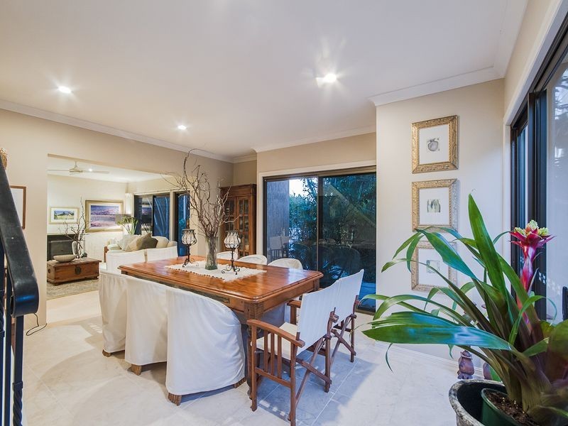 187 Markeri Street, Mermaid Waters QLD 4218