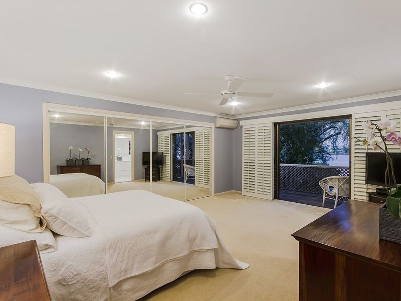 187 Markeri Street, Mermaid Waters QLD 4218