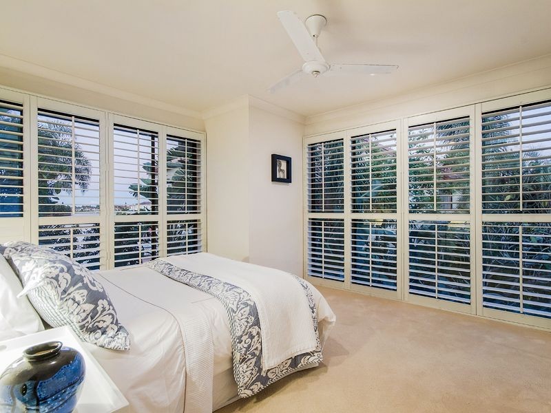 187 Markeri Street, Mermaid Waters QLD 4218