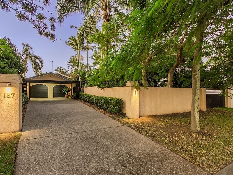 187 Markeri Street, Mermaid Waters QLD 4218