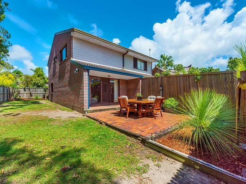 1/145 Government Road, Labrador QLD 4215