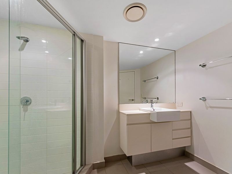 Unit 21502/5 Lawson Street, Southport QLD 4215