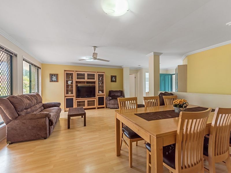 3 Langport Parade, Mudgeeraba QLD 4213