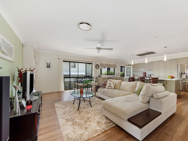 11 Monserrat Court, Reedy Creek QLD 4227