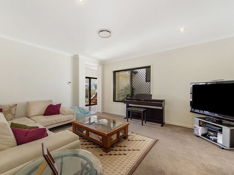11 Monserrat Court, Reedy Creek QLD 4227