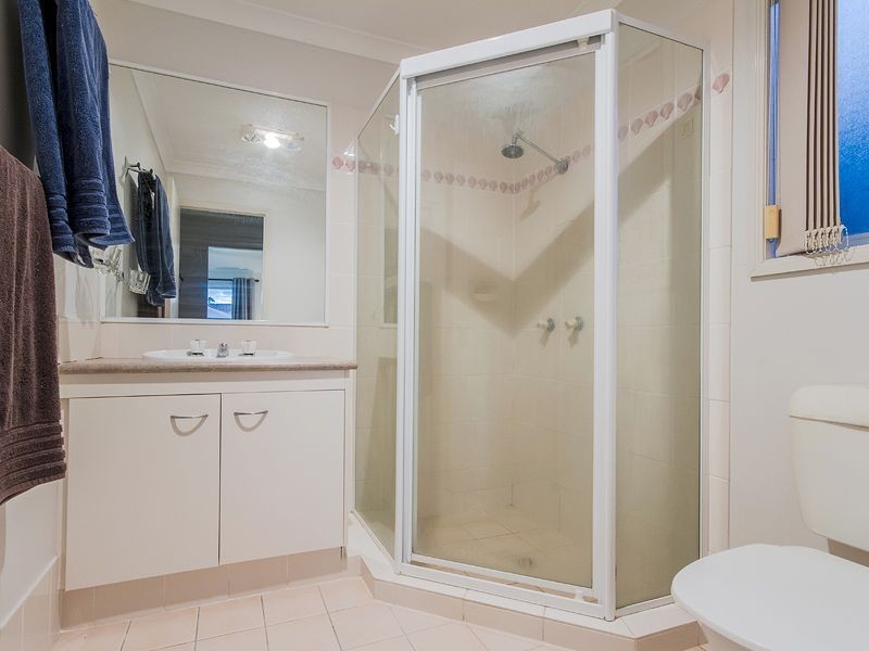 9 Leicester Terrace, Mudgeeraba QLD 4213