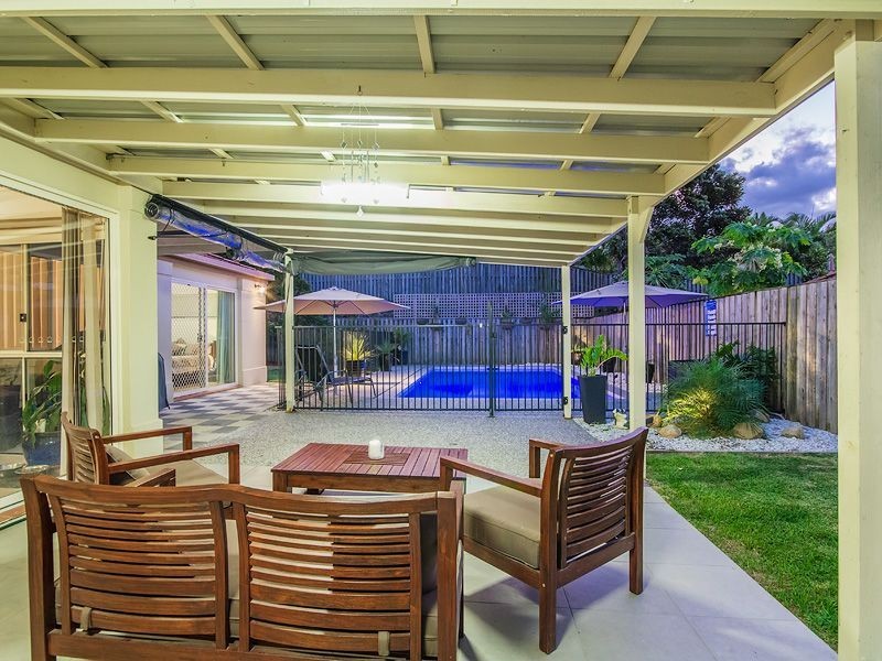 9 Leicester Terrace, Mudgeeraba QLD 4213