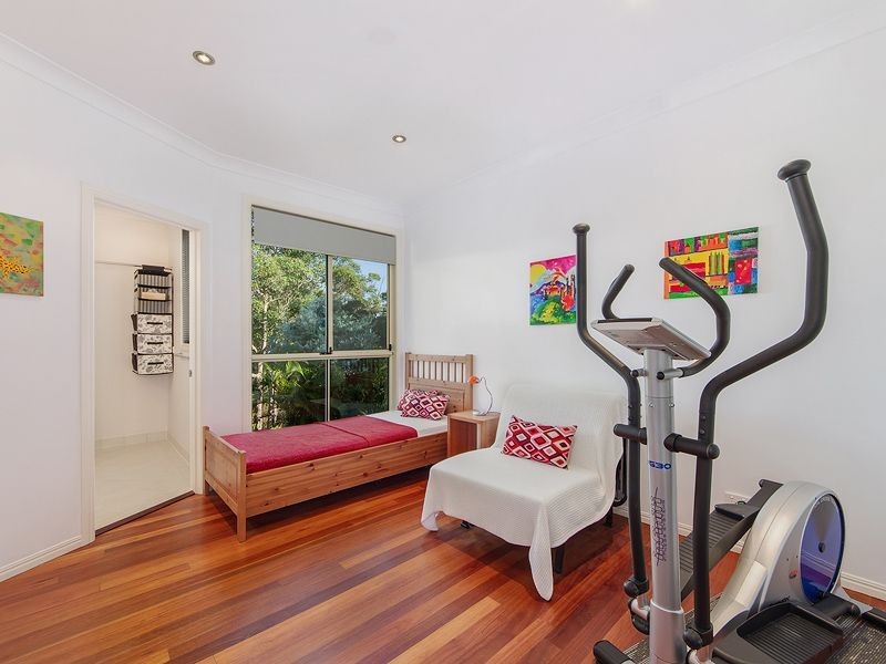 64 Brackenfield Court, Bonogin QLD 4213