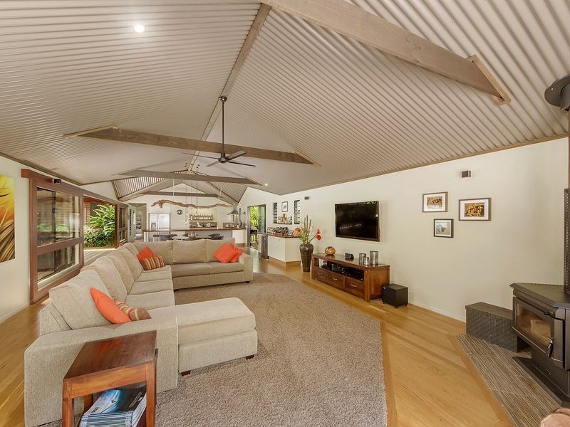 5 Tahlia Court, Bonogin QLD 4213