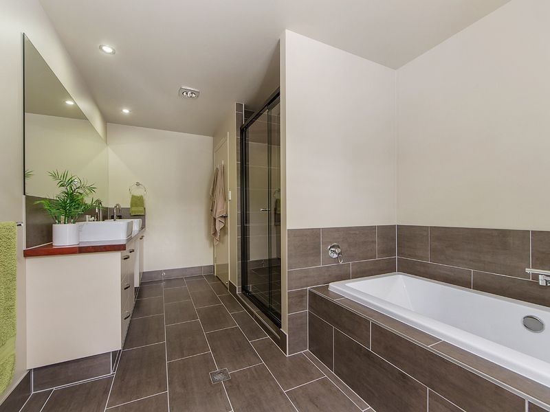 5 Tahlia Court, Bonogin QLD 4213