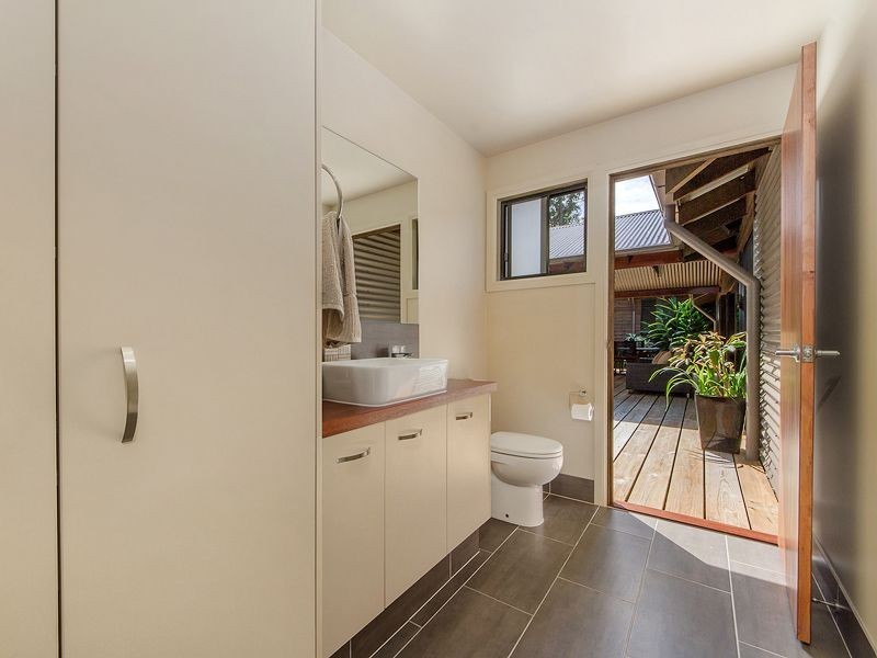 5 Tahlia Court, Bonogin QLD 4213