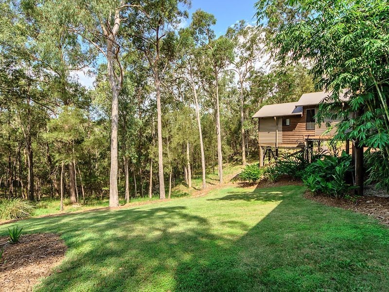 5 Tahlia Court, Bonogin QLD 4213