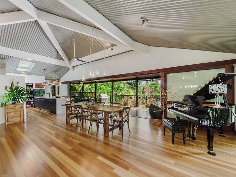 6 Ridgeview Crescent, Bonogin QLD 4213