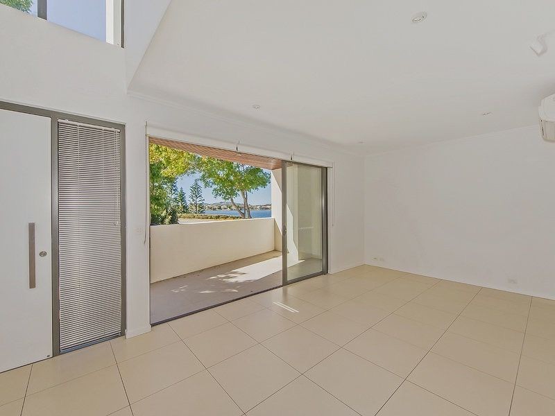 7/9 Moores Crescent, Varsity Lakes QLD 4227