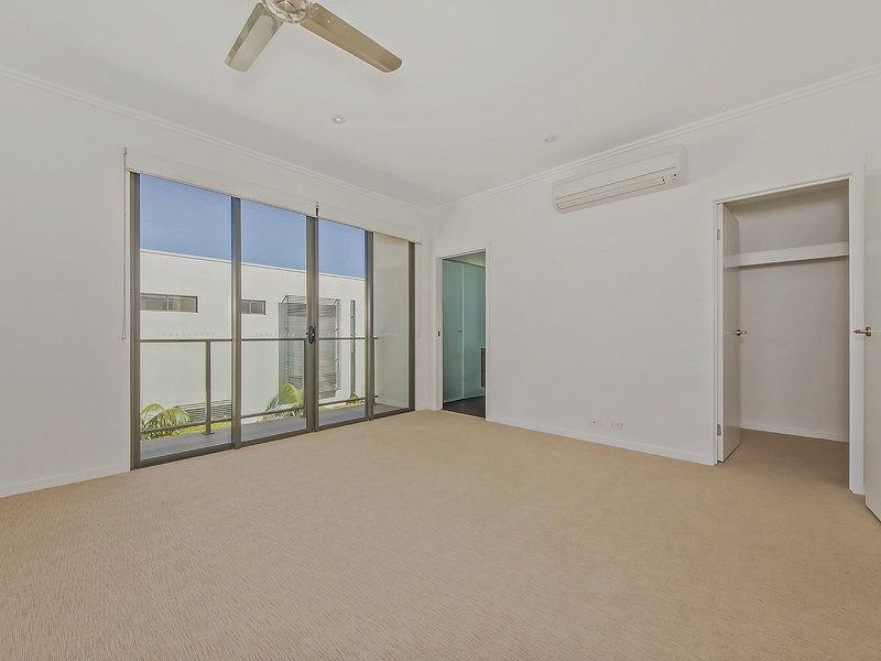 7/9 Moores Crescent, Varsity Lakes QLD 4227