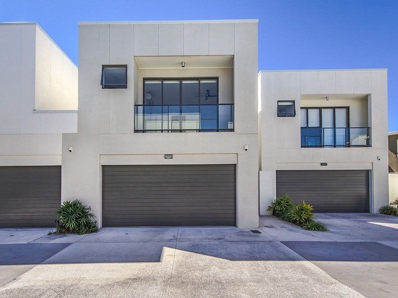 7/9 Moores Crescent, Varsity Lakes QLD 4227