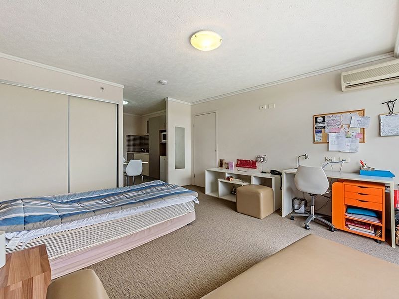 441-443/25 Lake Orr Drive, Robina QLD 4226