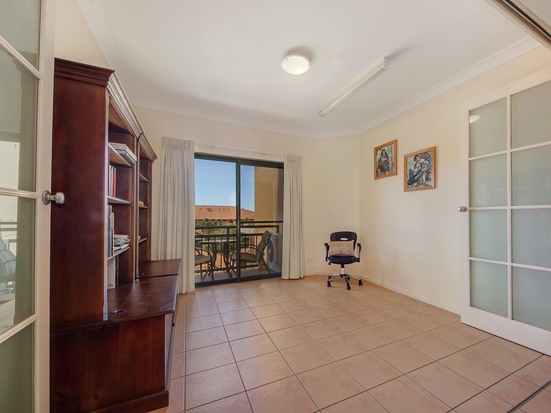77/85 Palm Meadows Drive, Carrara QLD 4211