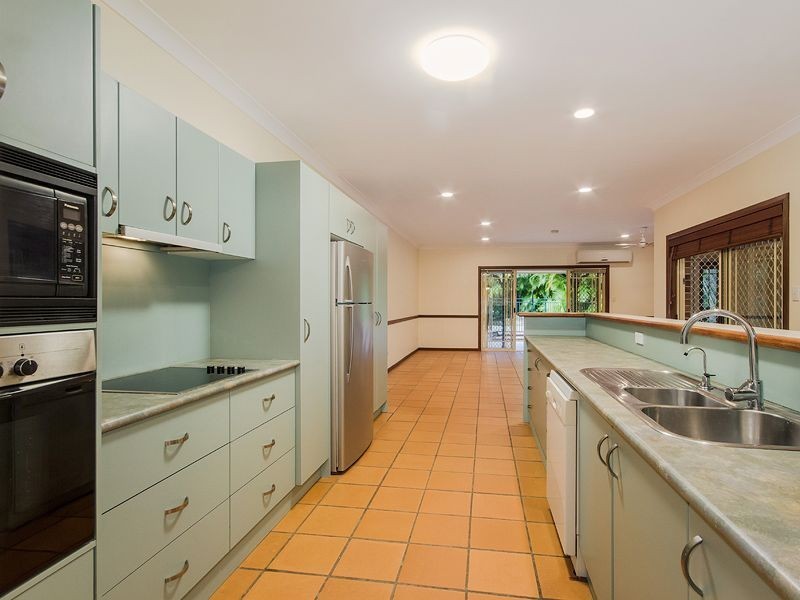 20 Collingwood Avenue, Robina QLD 4226