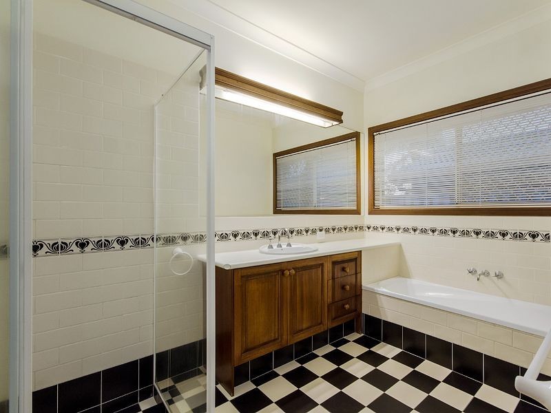20 Collingwood Avenue, Robina QLD 4226