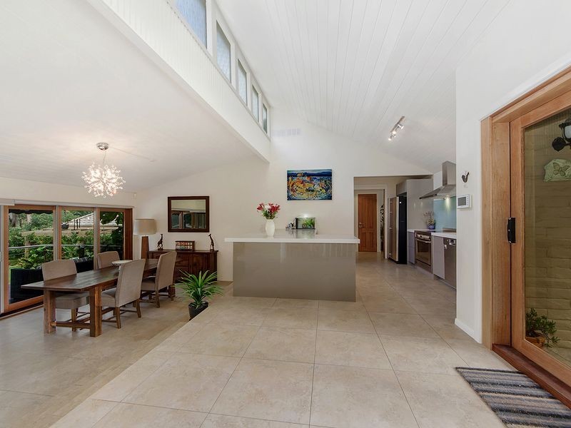 37 Hillview Parade, Ashmore QLD 4214