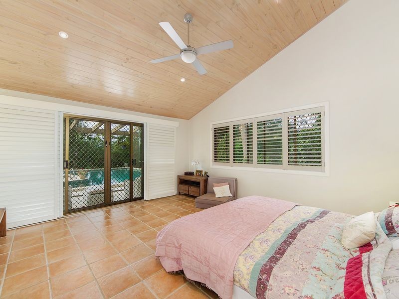 37 Hillview Parade, Ashmore QLD 4214