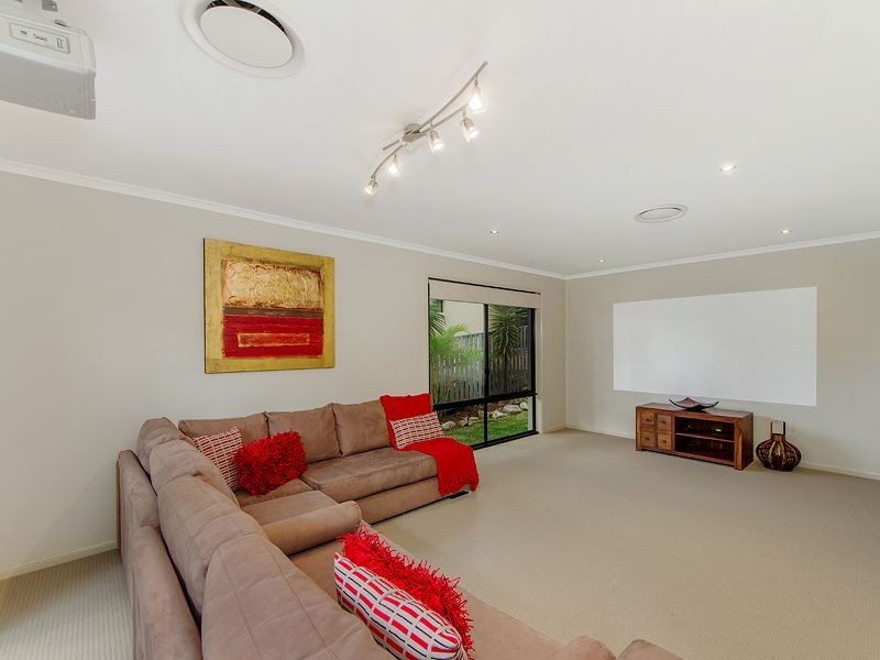 70 Observatory Drive, Reedy Creek QLD 4227