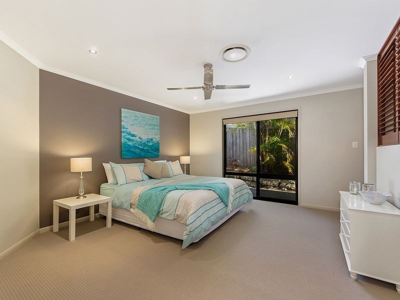 70 Observatory Drive, Reedy Creek QLD 4227